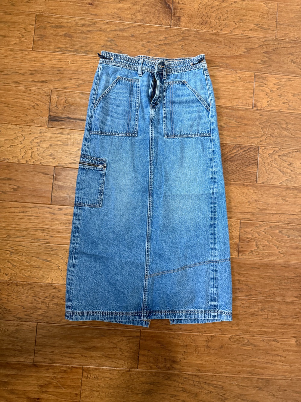 American Eagle Outfitters Relaxed Light Blue Denim Jean skirt